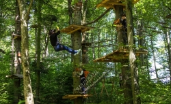 Top parcuri de distracții și aventură din România