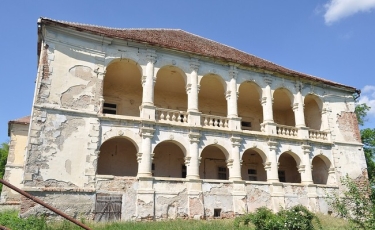 Castelul Bethlen din Sânmiclăuș