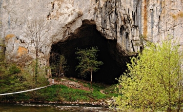 Peștera Unguru Mare