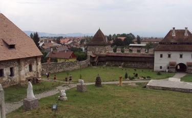 Castelul Lázár din Lăzarea
