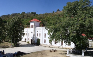 Mănăstirea Arnota