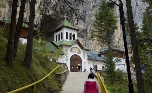 Peștera Ialomiței
