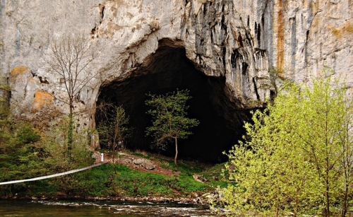 Peștera Unguru Mare