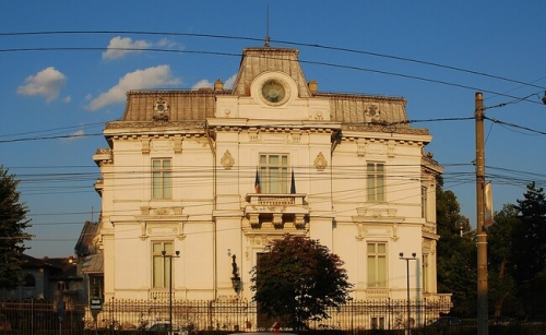 Muzeul Județean de Artă Prahova Ion Ionescu-Quintus
