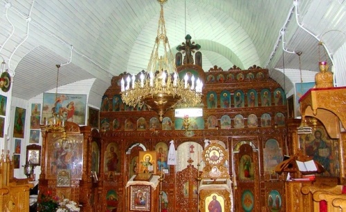 Biserica de lemn Adormirea Maicii Domnului – Vânătorii Pietrei