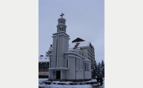 Biserica Mică Sfinții Apostoli Petru și Pavel din Miercurea Ciuc