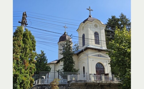 Biserica Sfinții Voievozi–Lac din Câmpina