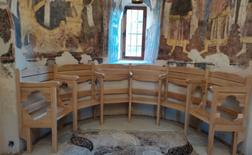 Biserica Adormirea Maicii Domnului–Afumați din Ocnele Mari