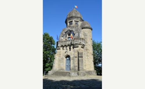 Monumentul-Muzeu de pe Măgura Ocnei