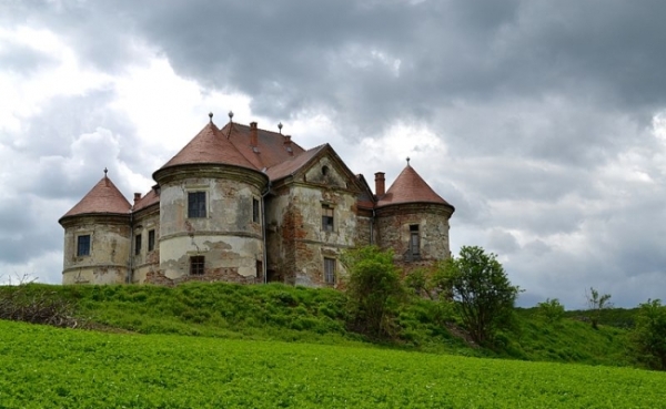 Castelul Pekri din Ozd