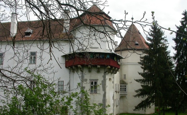 Castelul Kemény din Brâncovenești